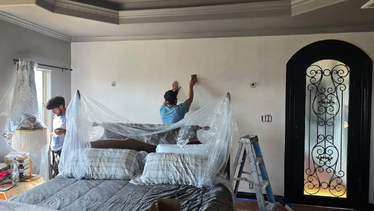 Wallpaper installation in Centreville